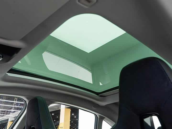 Фото 8 - BMW 2 Series