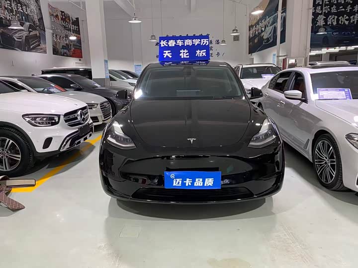 Фото 2 - Tesla Model Y