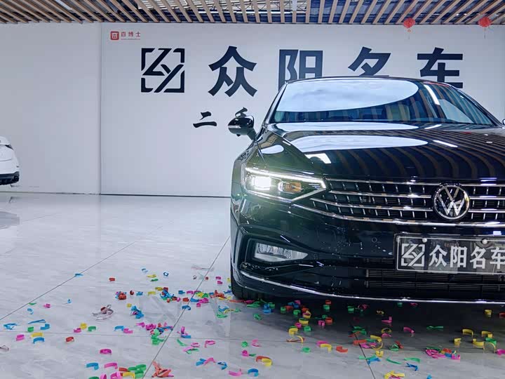 Фото 4 - Volkswagen Magotan