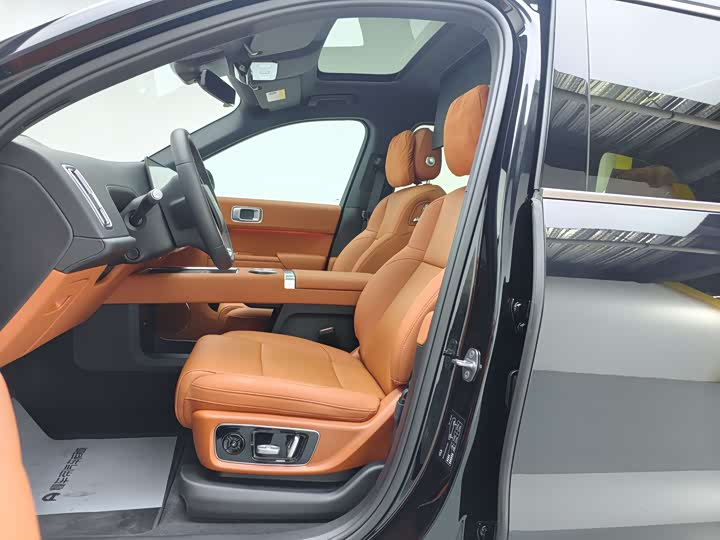 Фото 9 - LiXiang L9