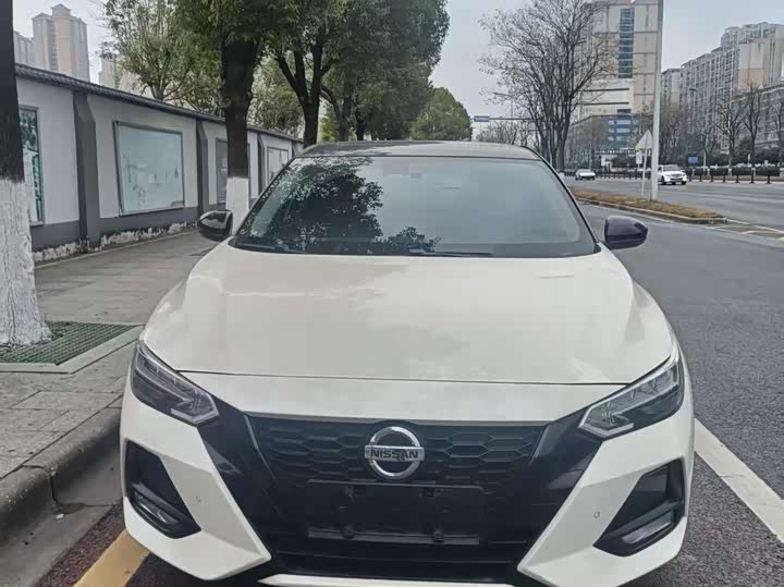 Фото 2 - Nissan Sylphy