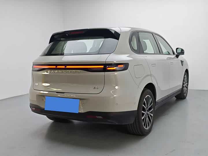 Фото 5 - Leapmotor B10