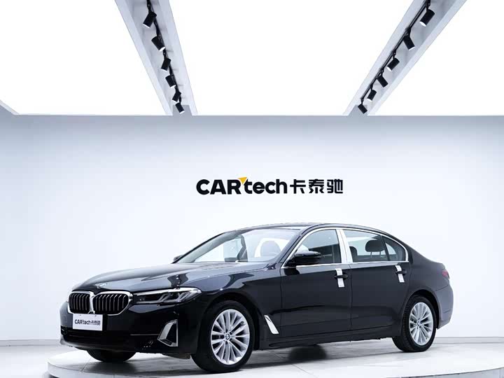 Фото 1 - BMW 5 Series