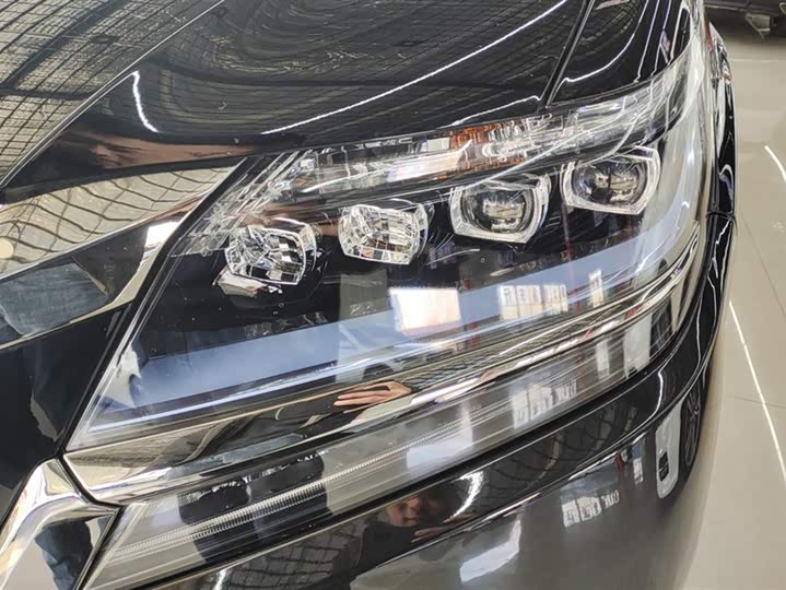 Фото 5 - Honda Elysion