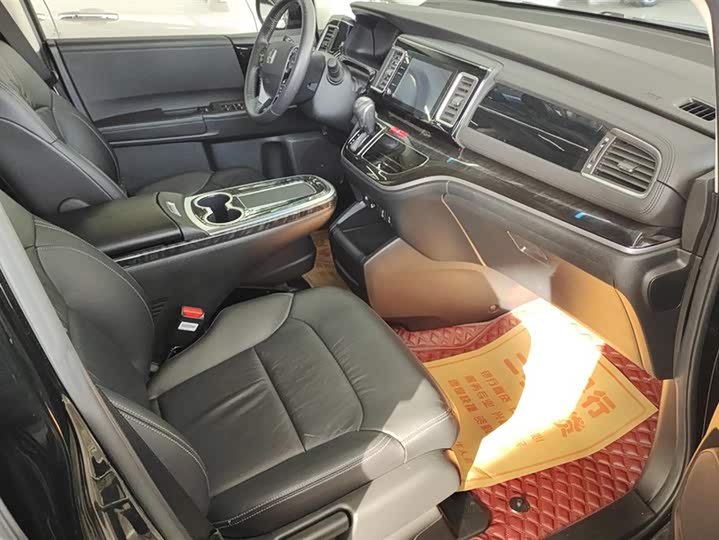 Фото 8 - Honda Elysion