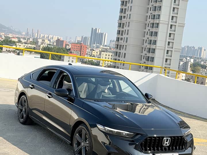 Фото 6 - Honda Inspire