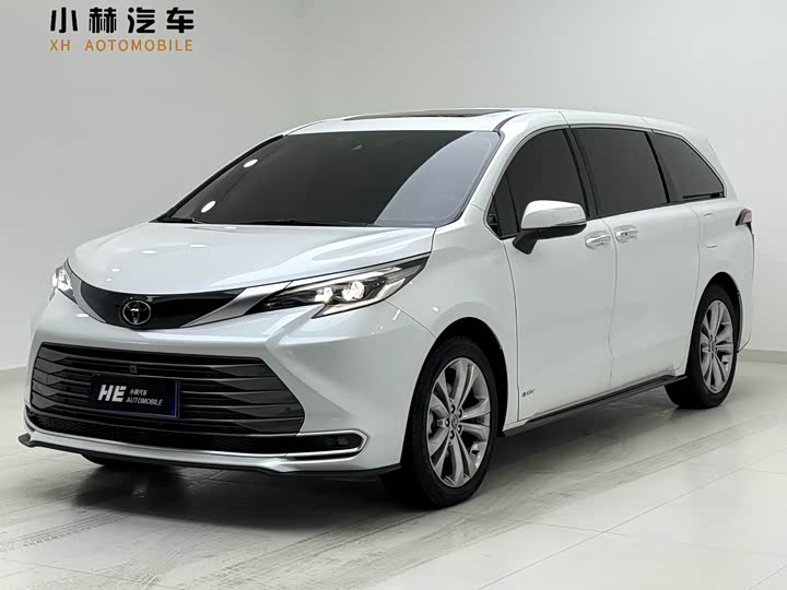 Фото 1 - Toyota Sienna