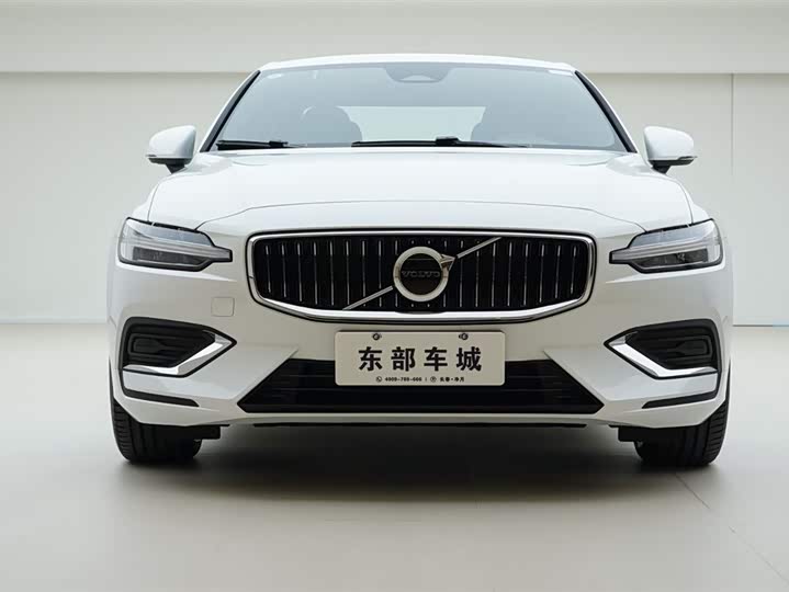 Фото 2 - Volvo S60