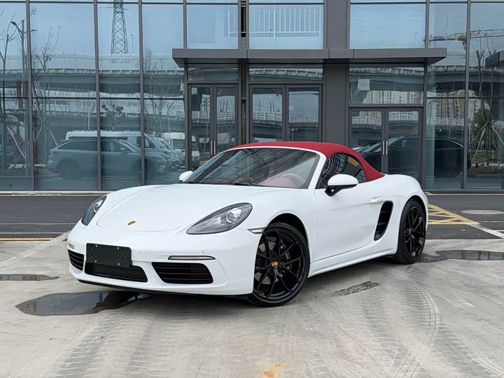 Фото 1 - Porsche 718