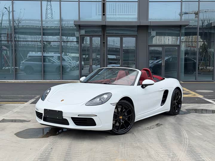 Фото 2 - Porsche 718