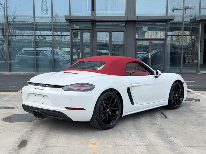 Фото 7 - Porsche 718