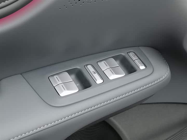 Фото 9 - XPeng G6