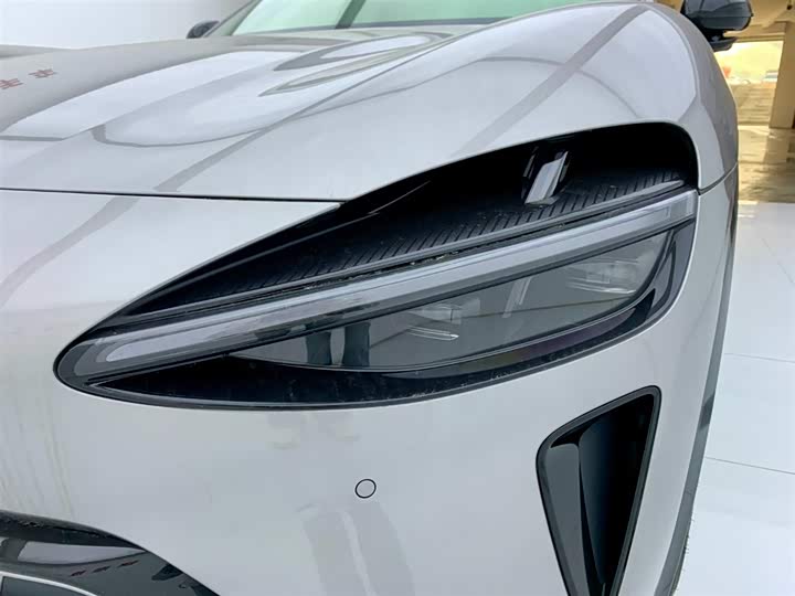 Фото 7 - Xiaomi YU7