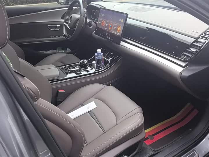 Фото 8 - BYD Han