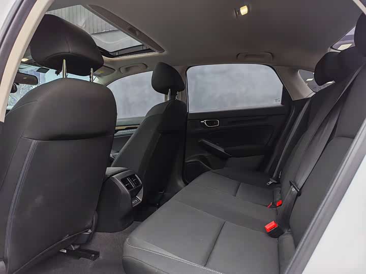 Фото 6 - Honda Integra