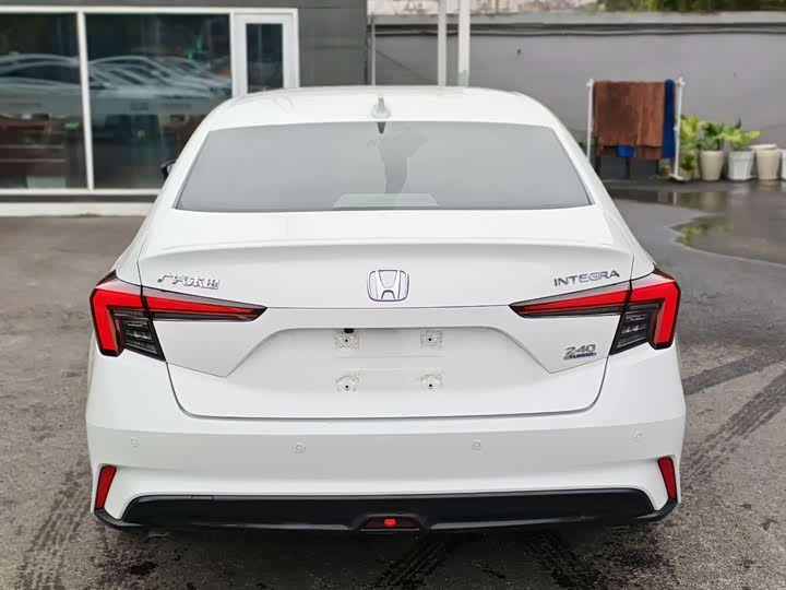 Фото 8 - Honda Integra