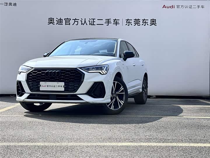 Фото 1 - Audi Q3 Sportback