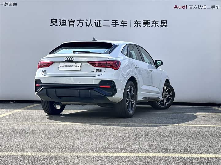 Фото 4 - Audi Q3 Sportback