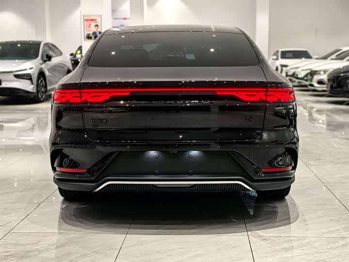 Фото 5 - BYD Han