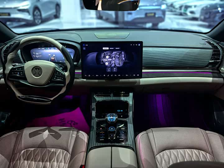 Фото 9 - BYD Han