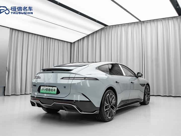 Фото 6 - Avatr 12