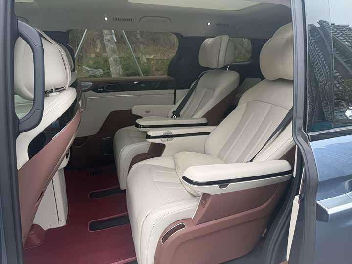 Фото 7 - BYD Xia