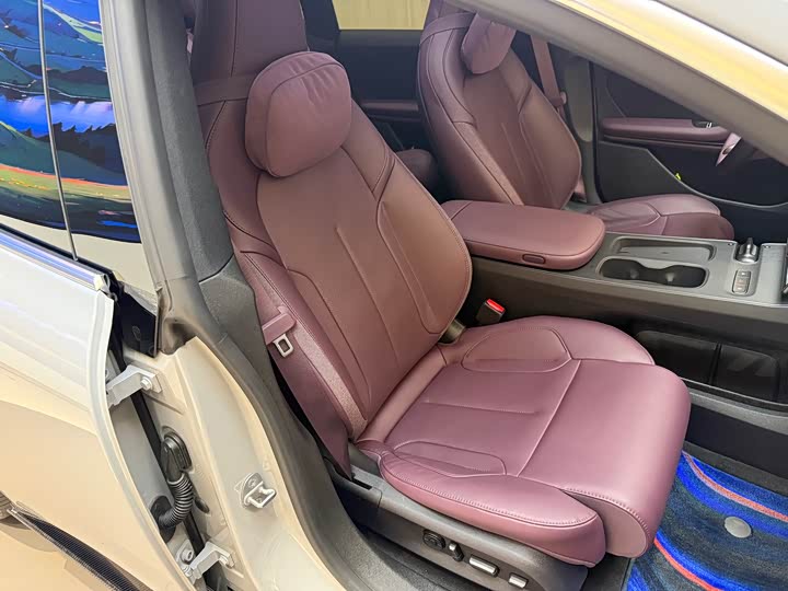 Фото 7 - Nio ET5T