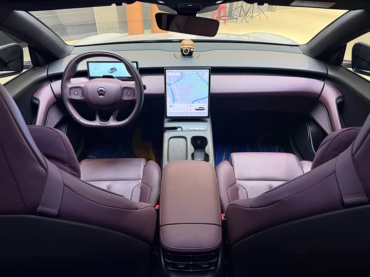 Фото 9 - Nio ET5T