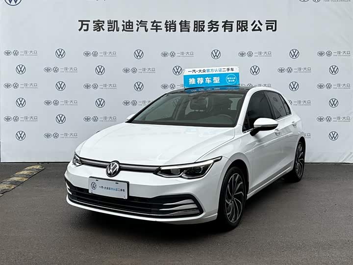 Фото 1 - Volkswagen Golf