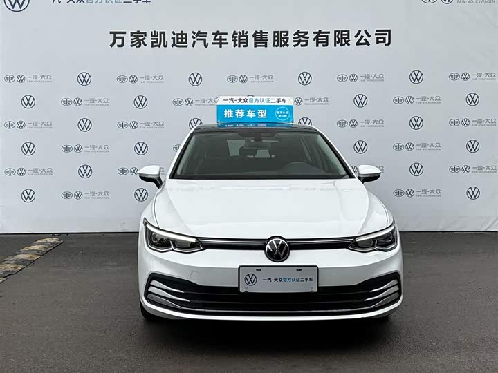 Фото 2 - Volkswagen Golf