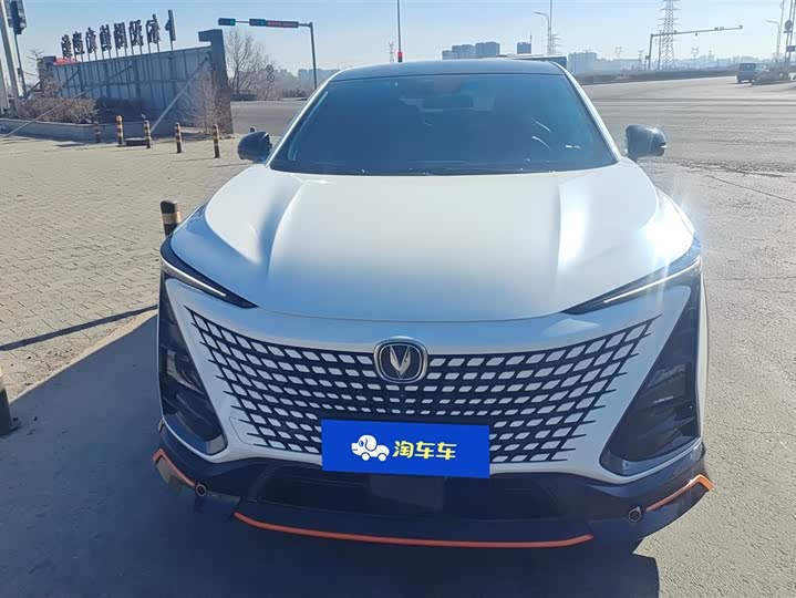 Фото 2 - Changan UNI-T