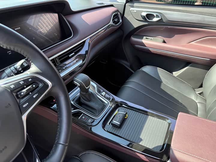 Фото 8 - GAC Trumpchi M6