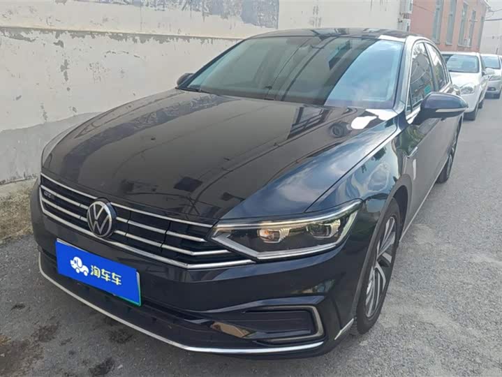 Фото 1 - Volkswagen Magotan GTE Hybrid