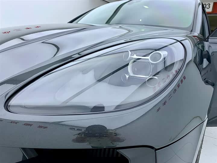 Фото 8 - Porsche Macan