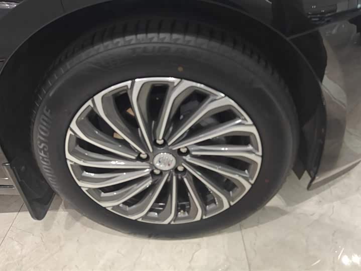 Фото 6 - Buick LaCrosse