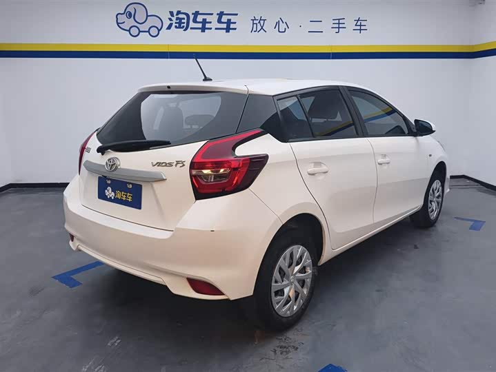 Фото 3 - Toyota Vios FS