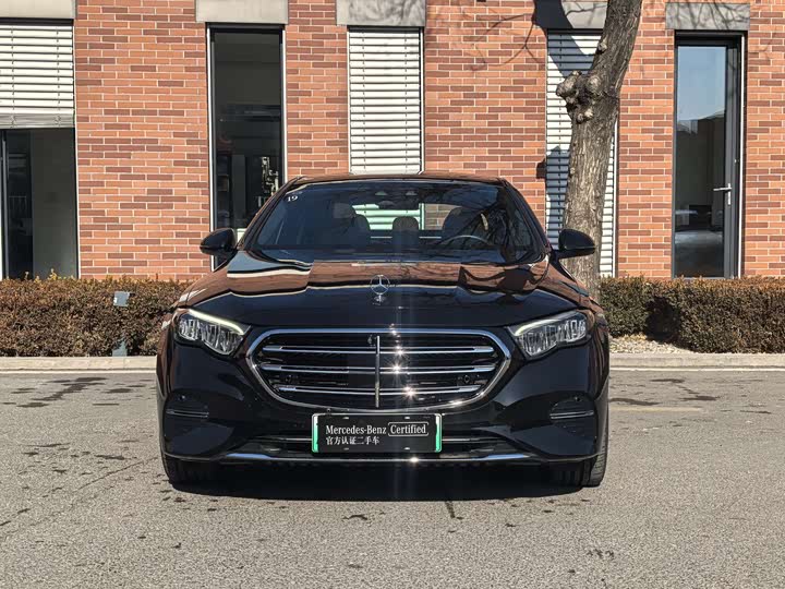 Фото 3 - Mercedes-Benz E-Class Hybrid