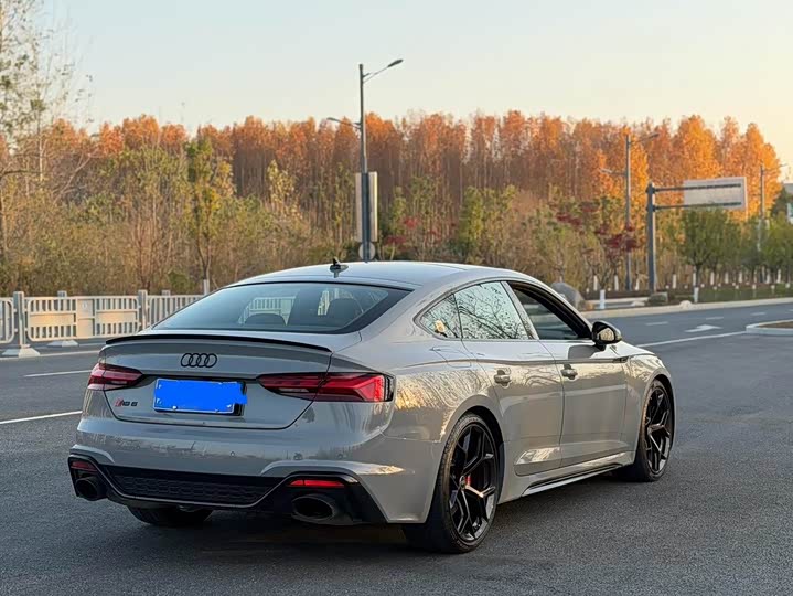 Фото 4 - Audi RS 5