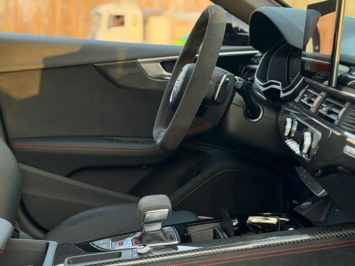 Фото 7 - Audi RS 5