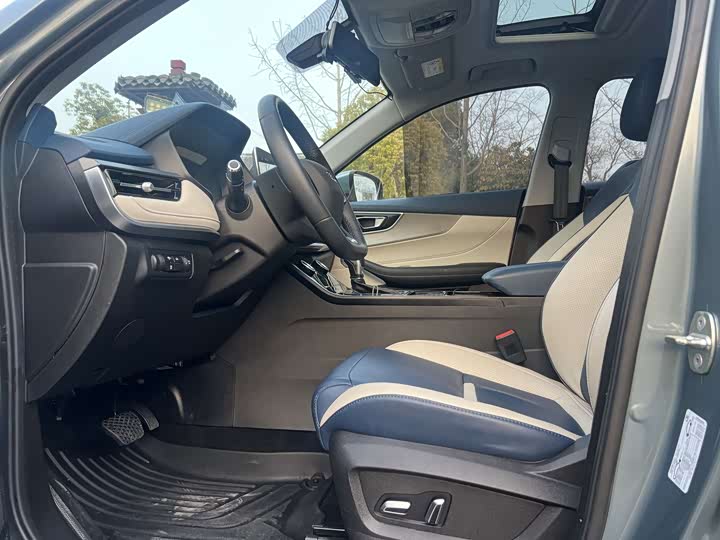 Фото 7 - Chery Tiggo 5x