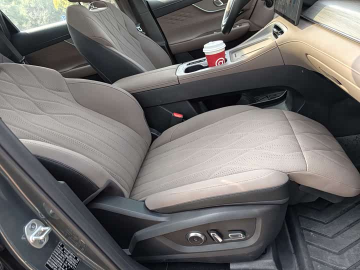 Фото 9 - Chery Fulwin T8