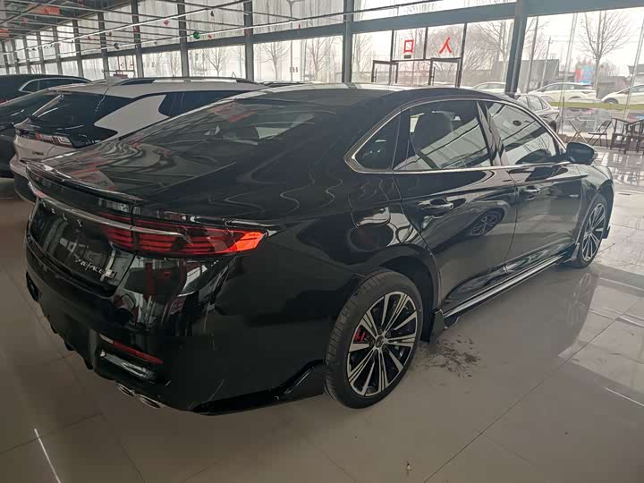 Фото 8 - Geely Preface