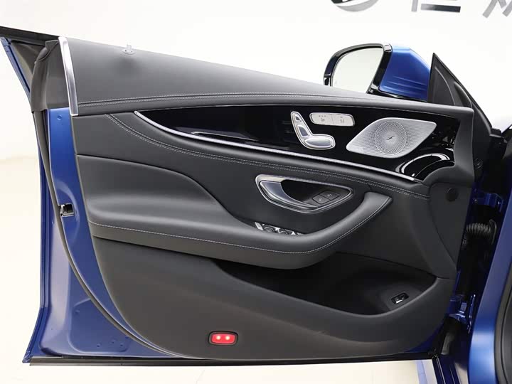 Фото 6 - Mercedes-Benz AMG GT