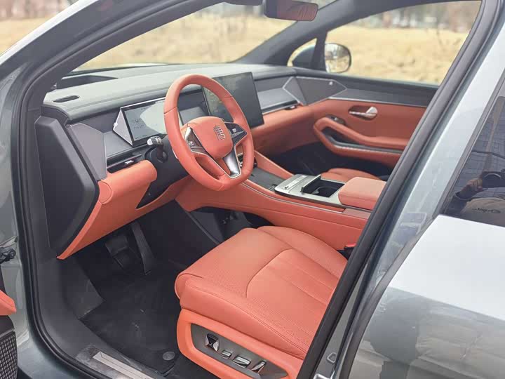 Фото 5 - BYD Tang L