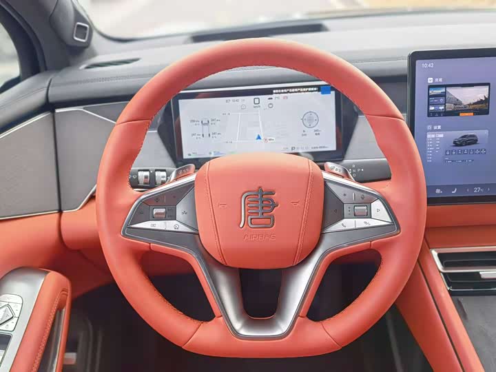 Фото 7 - BYD Tang L