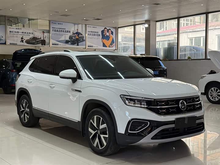 Фото 3 - Volkswagen Tayron