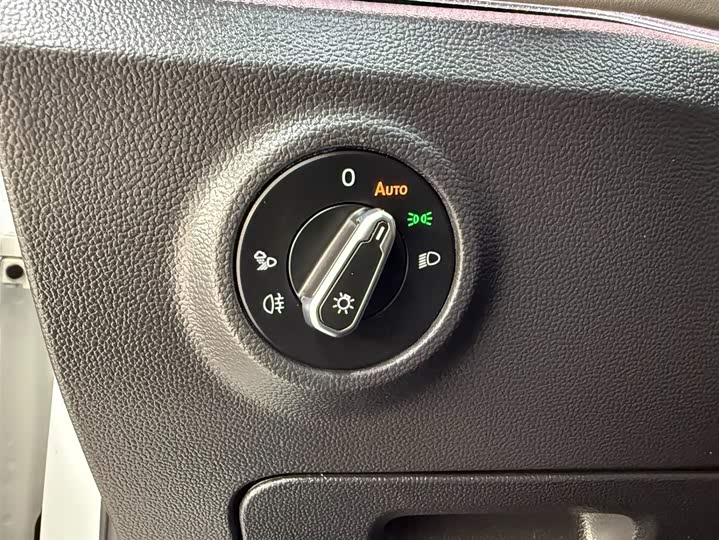 Фото 9 - Volkswagen Tayron