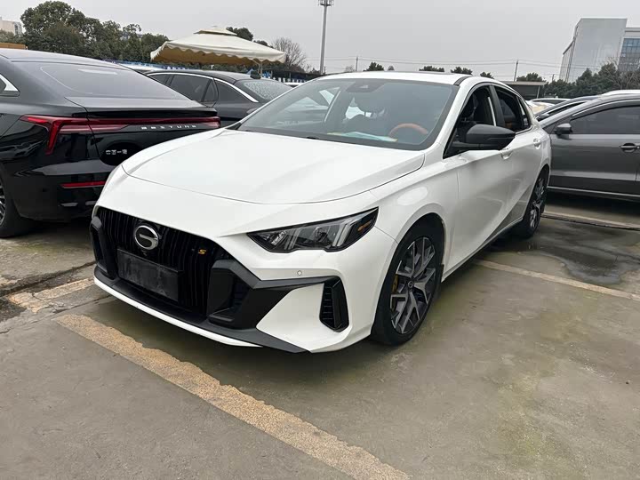 Фото 2 - GAC Trumpchi Empow R