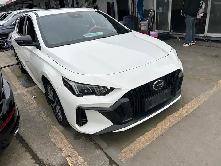 Фото 3 - GAC Trumpchi Empow R