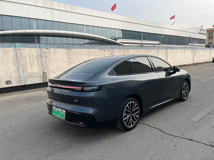 Фото 9 - Leapmotor B01